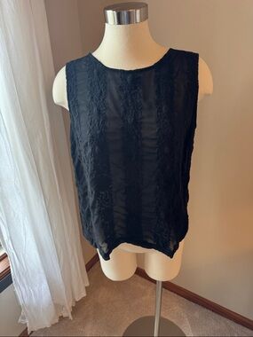 Ro & De Black Sleeveless Lace-Trim Camisole